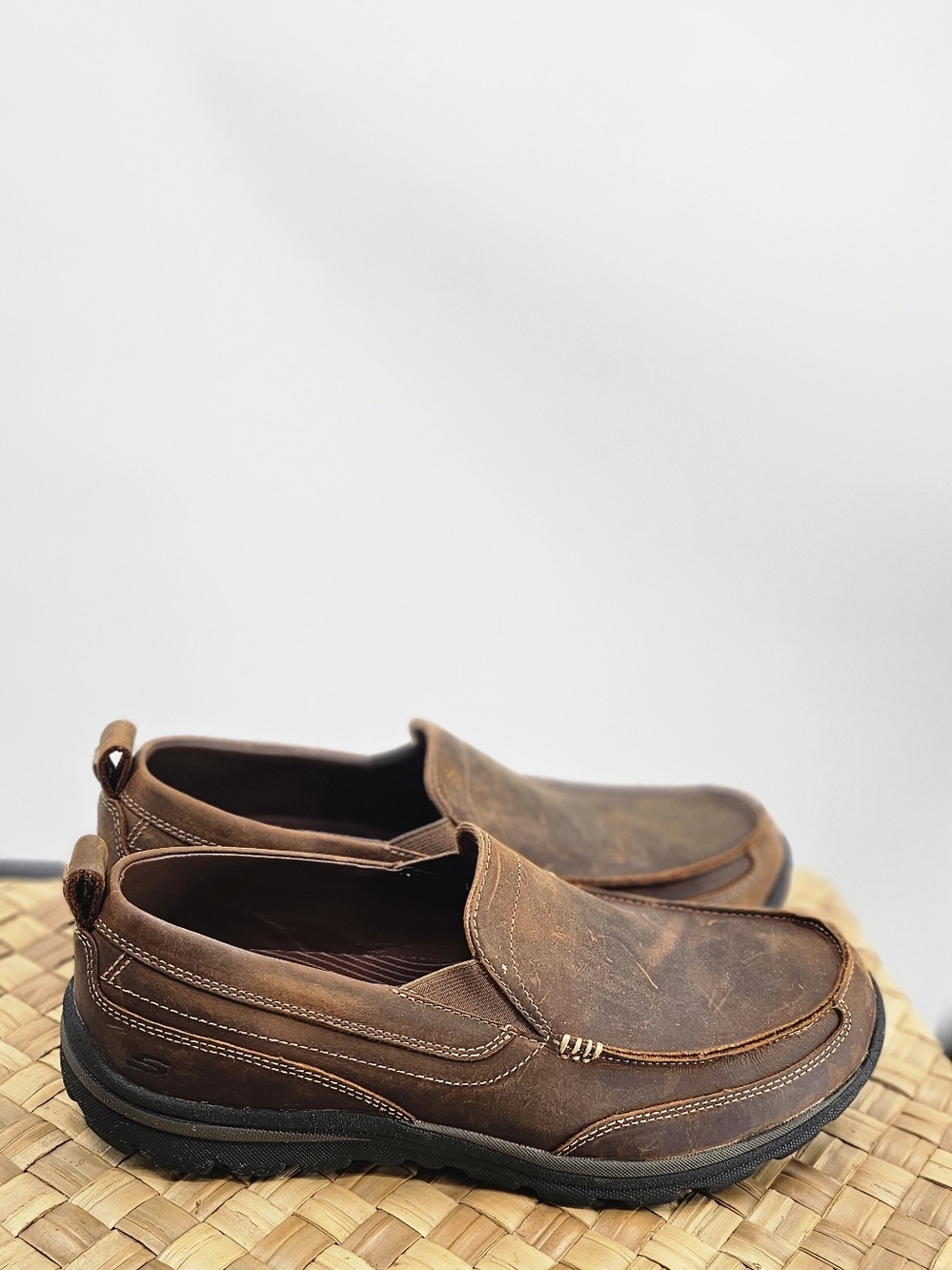 Skecher Brown Loafers Extra Wide Fit Size 11.5